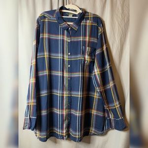 Plaid Button Down Long Sleeve Shirt in Navy